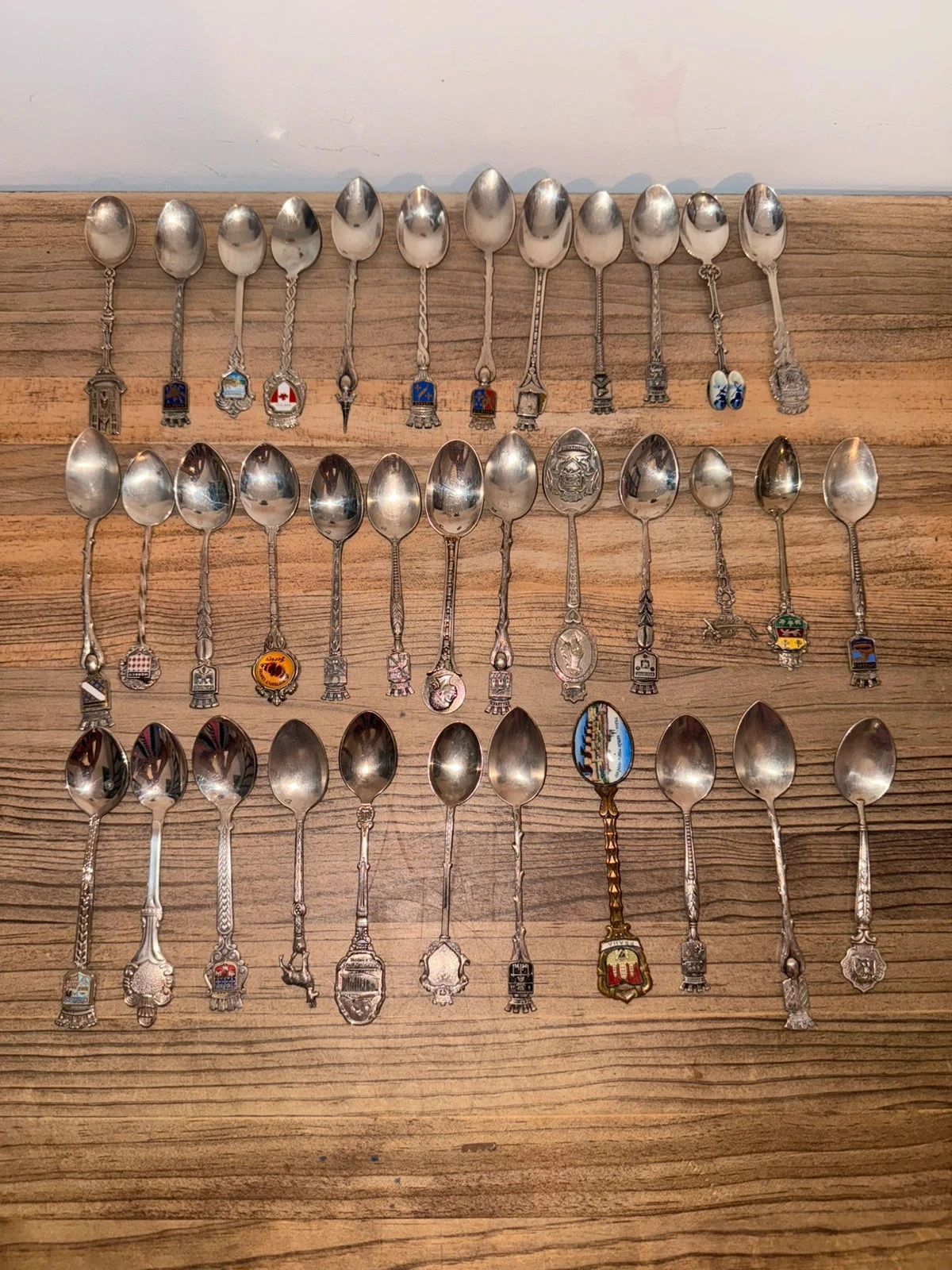 Lots of 36 small collectible spoons from around the world – photo 2